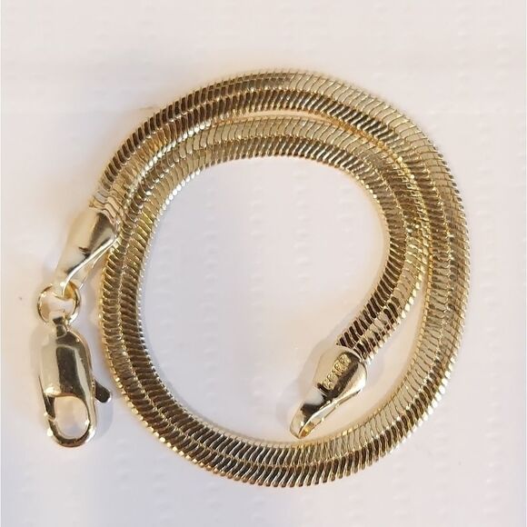 18kt GOLD LAMINATE BRACELET4MM HERRINBGBONE LINK - Picture 3 of 3
